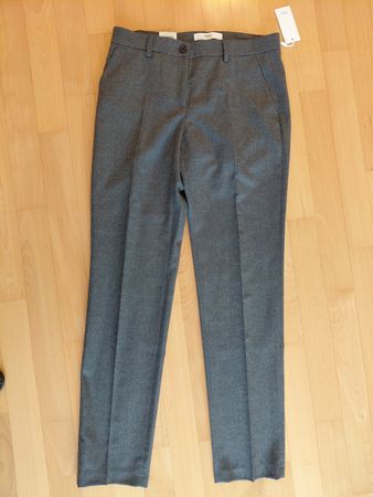 Edle Brax Hose Modell Monroe grau Grösse 38 neu mit Etikett