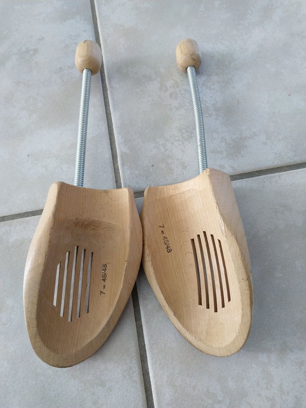 Herrenschuhe: Schuhspanner aus Holz 46/48 – Gebraucht aus Niederglatt ZH von kyra13 1