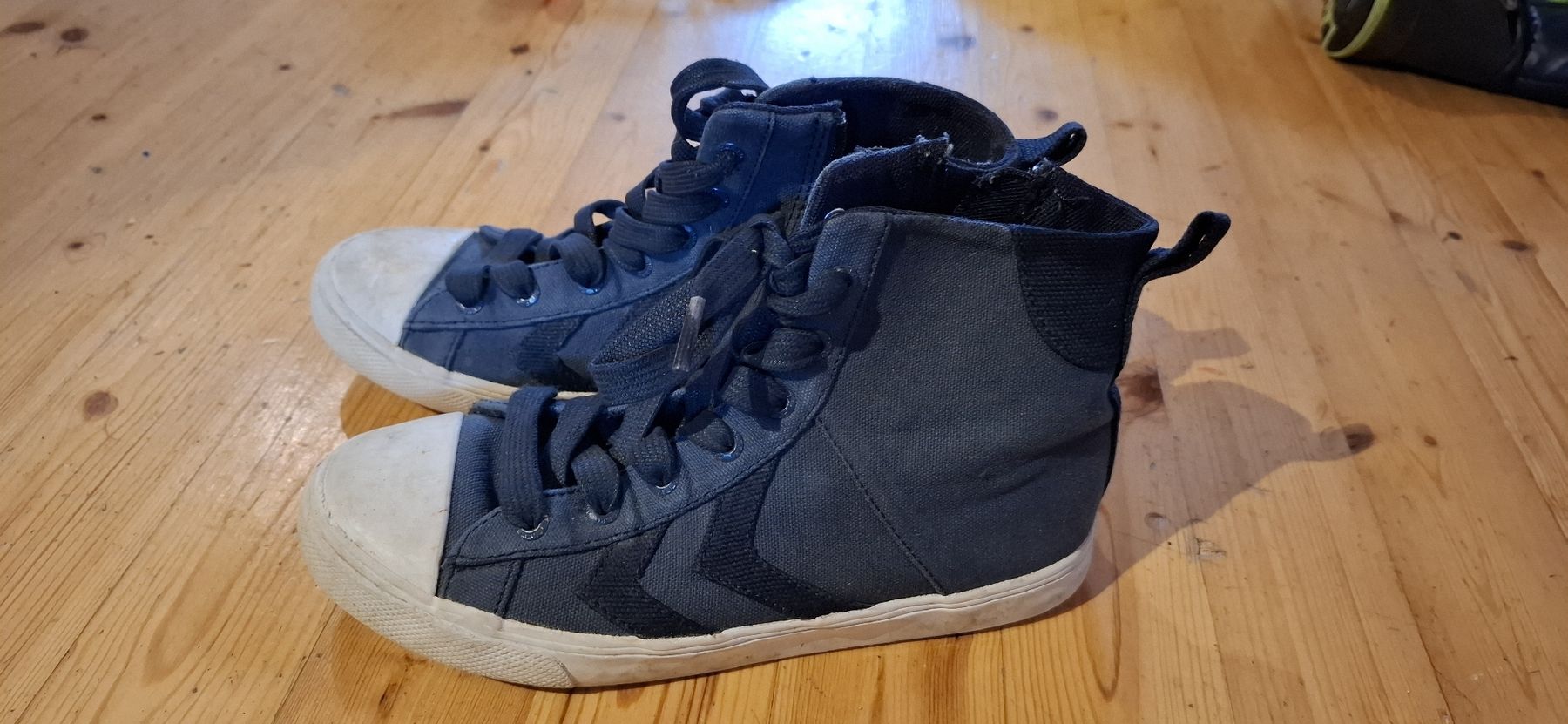 Hummel Scarpe per ragazzi: Hummel Sneaker Gr. 33 Blau – Usato da Niederstocken venduto da Cocos_nut