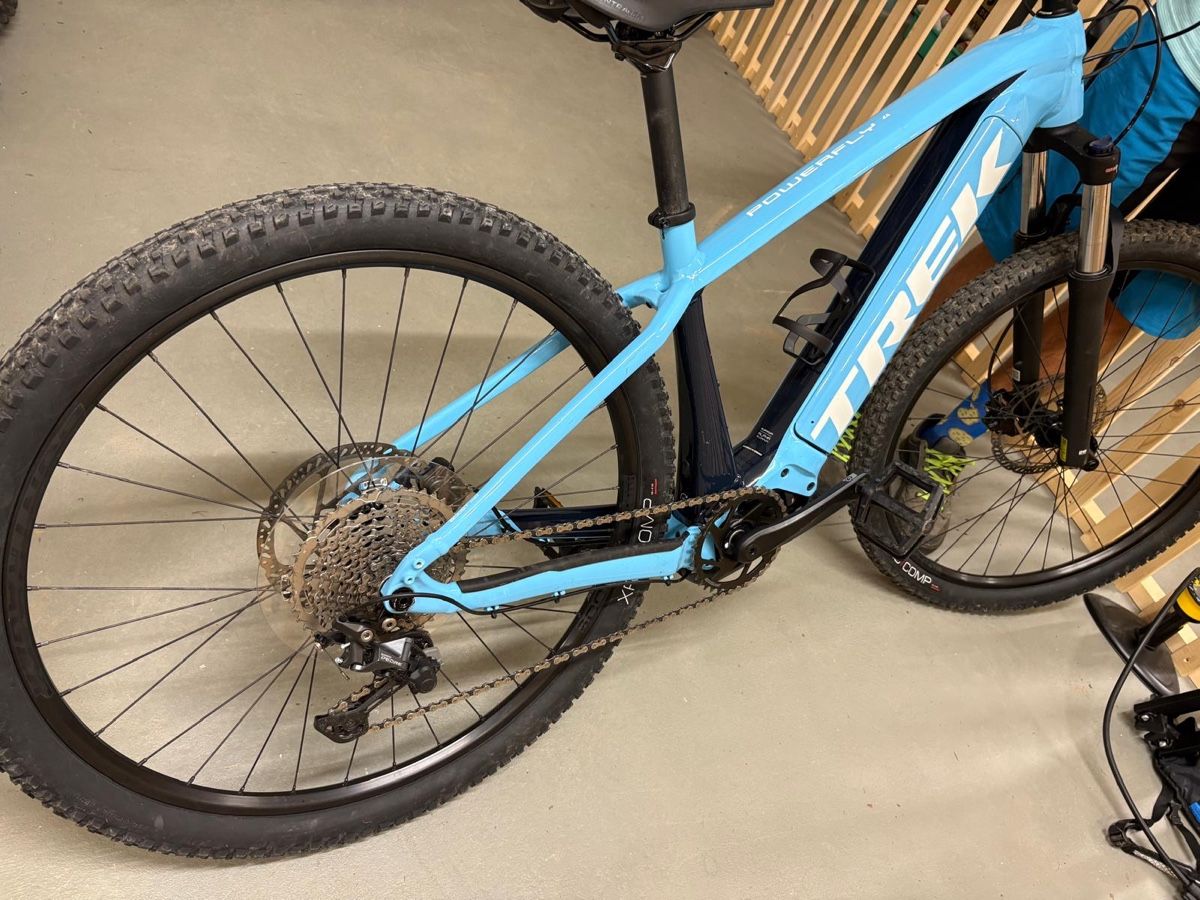 Trek Biciclette: E bike Trek Powerfly 5 – Nuovo (secondo la descrizione) da Basel venduto da nur_c22s 2