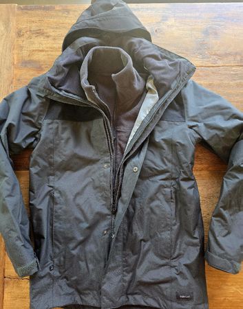 2-in-1 Jacke forclaz schwarz Grösse S