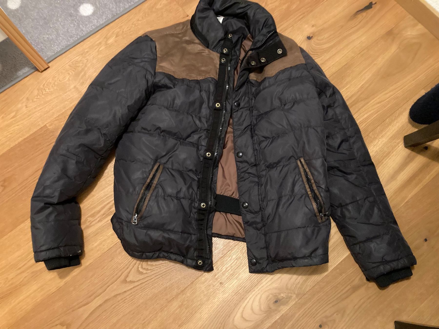 Jacken: Wrangler Herren winterjacke – Gebraucht aus Bülach von Stellina72