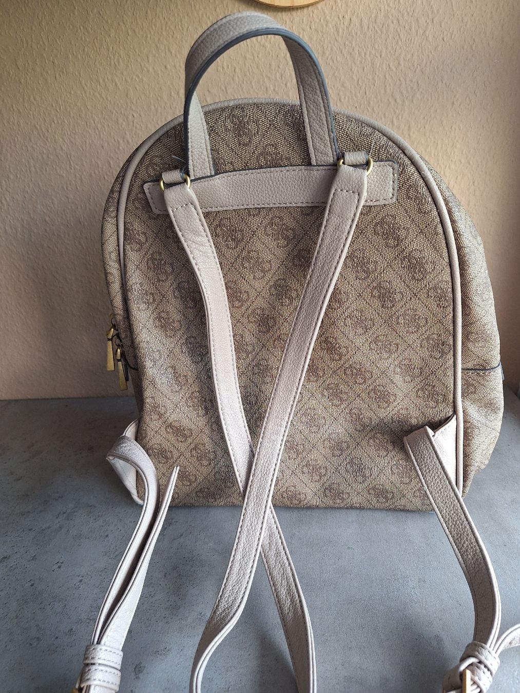 Guess Rucksäcke: Guess Damen Rucksack  – Gebraucht aus Sursee von Schuepbi 4