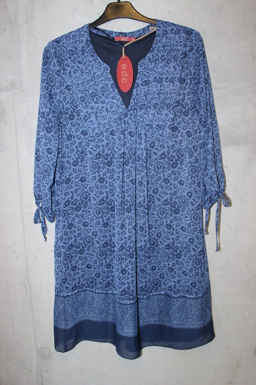 Esprit Vestiti: Esprit Kleid, Gr. 34-36, Neu! – Nuovo e nell'imballaggio originale da Luzern venduto da Feliz 2