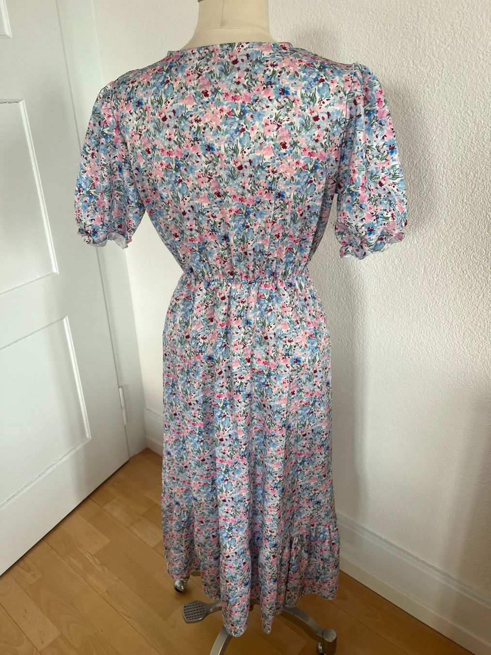 Kleider: Damen Kleid in ca. Gr. 38 – Gebraucht aus Worb von farben20zauber 2