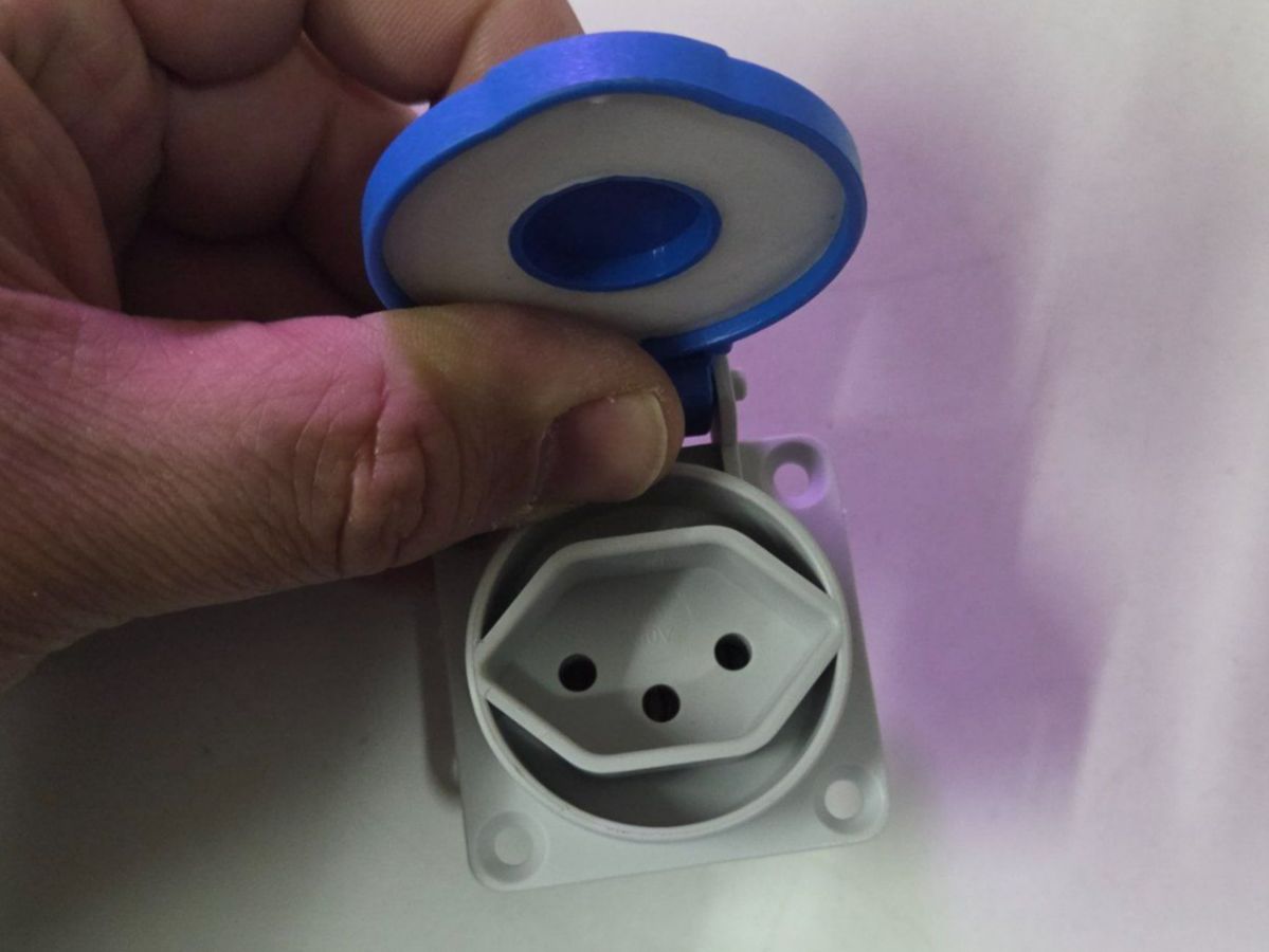 Stecker: T13 Steckdose von tp electric Einbausteckdose 10a – Neu (gemäss Beschreibung) aus Zürich von eymen20 5