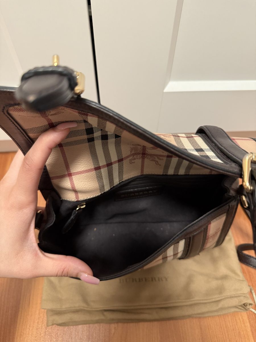 Burberry Borse da donna: Burberry Schultertasche ab 1.- ! – Usato da Lohn-Ammannsegg venduto da aemu12 3