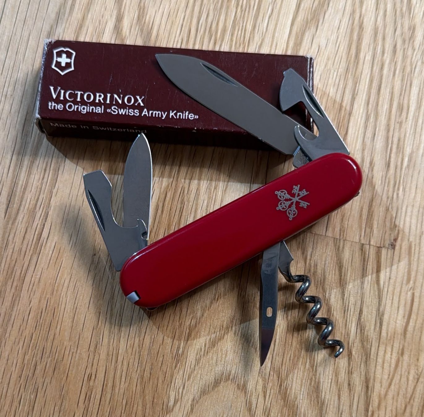 Victorinox Couteaux de poche: VICTORINOX TASCHENMESSER – Neuf avec emballage d'origine à Zürich par Frei-Occasionen 1