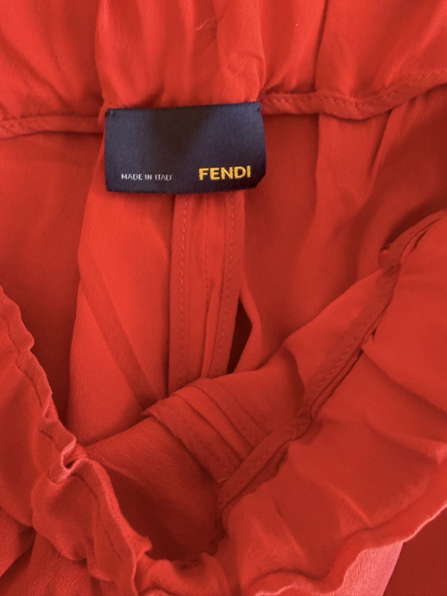 Fendi Pantaloni: Fendi orange pants 38 – Usato da Genève venduto da kam_m6mq 2