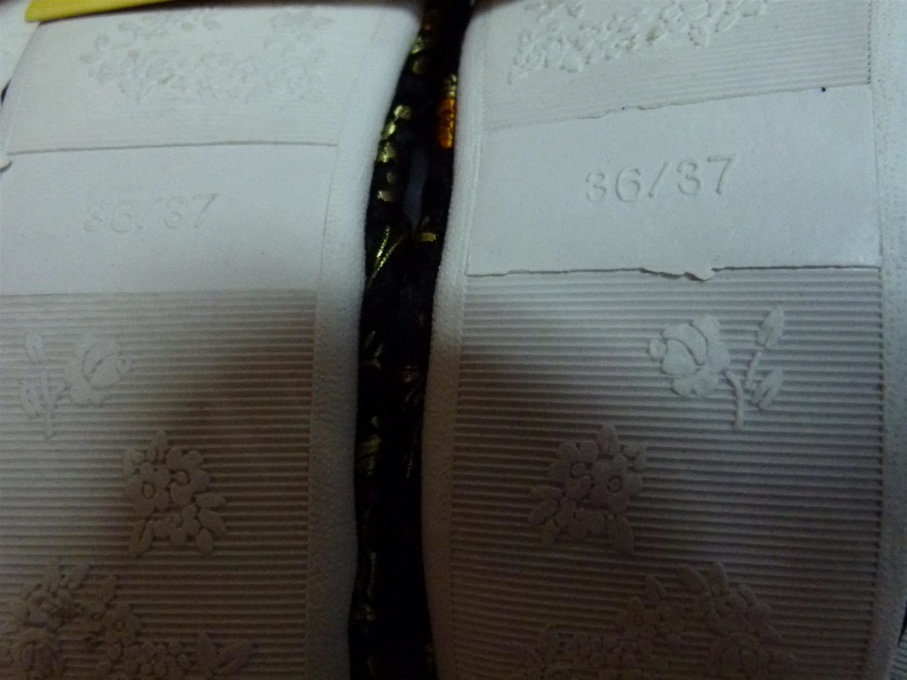 Scarpe da donna: 2 Stück Hausschuhe 36-37, 38-39 – Nuovo e nell'imballaggio originale da Uerkheim venduto da Kaufoption 4