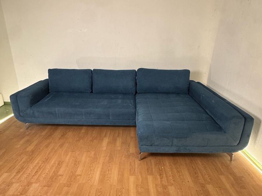 Sofas: Ecksofa Pastellblau Ink.Lieferung – Gebraucht aus Fehraltorf von Sofalab.swiss