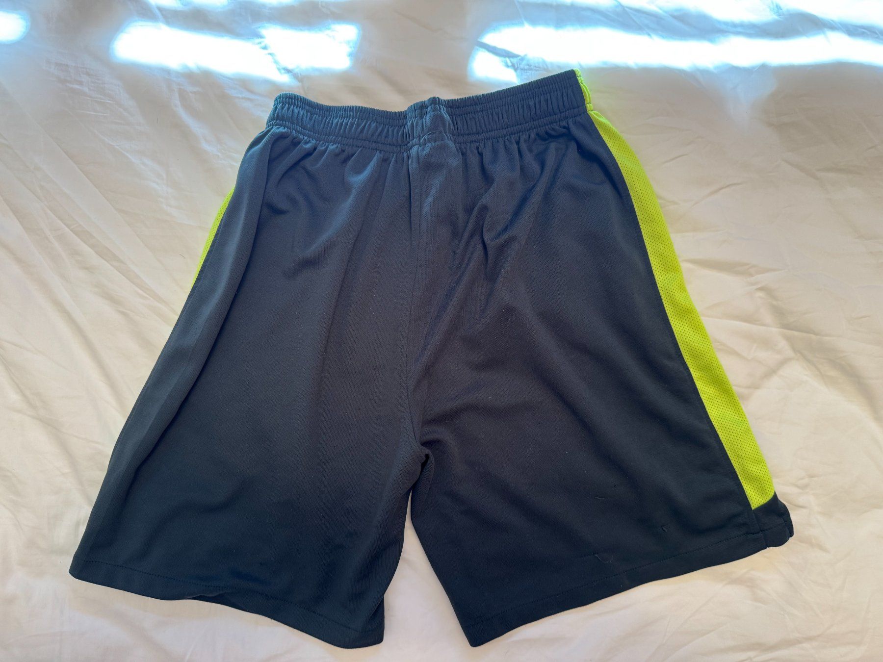 Nike Hosen: Brazil shorts Neymar 10 - Nike L – Gebraucht aus Sorengo von tia_jersey 2