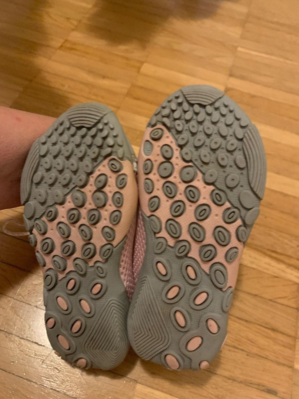 Chaussures filles: Wasser Schuhe gr.26,gute Zustand – D'occasion à Steinhausen par adija1 1