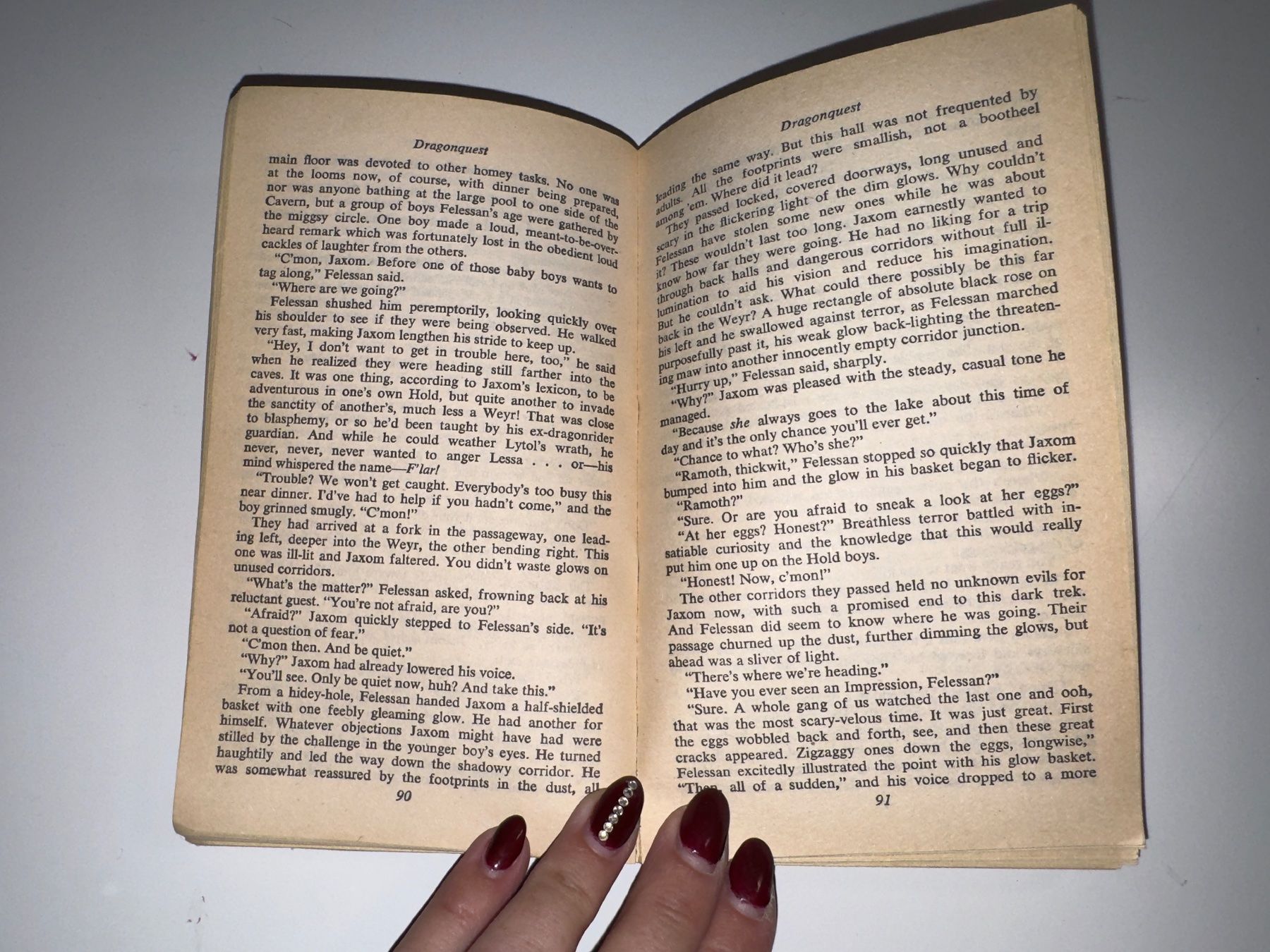Libri: NOVEL: Anne McCaffrey, Dragonquest – Usato da Grosswangen venduto da English_books 4