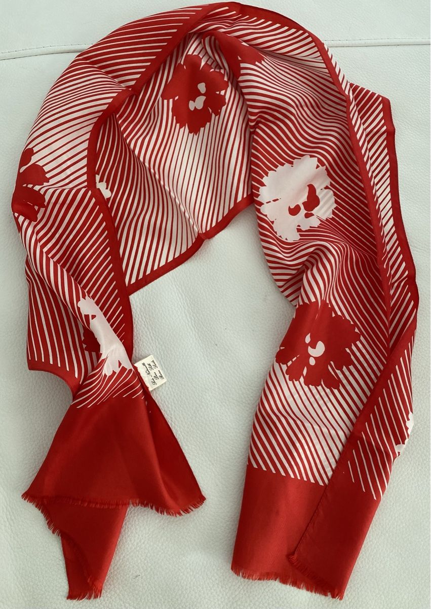 Foulard & Sciarpe: Seiden Schal 🌸 – Usato da Opfikon venduto da Luis144