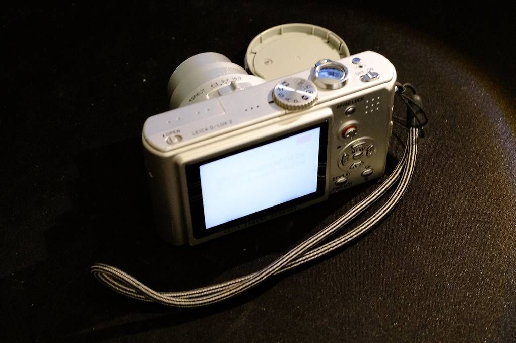 Leica Fotocamera: Leica D-Lux 2 – Usato da Wollerau venduto da pedake 1