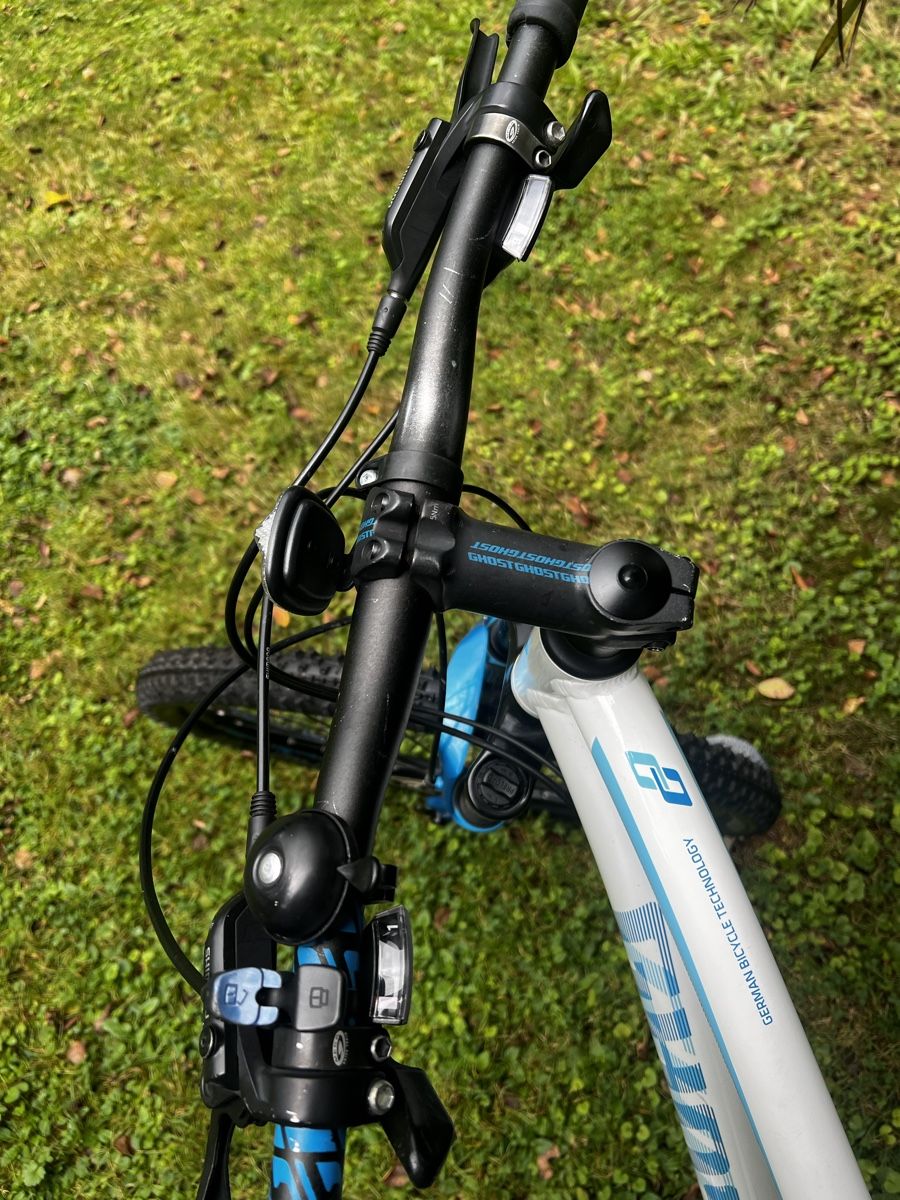 fahrradsattel herren prostata schonend Nasenloser 4590, Ergonomischer Sattel Fahrrad mit Verstellbarer Breite 22-25cm, Bequemer Fahrradsattel für Trekking, MTB und E-Bike, Bietet Optimalen Komfort Sport & Freizeit Maße:M E-Bike Li-Ion Akku 24V cannabis aufbewahrung