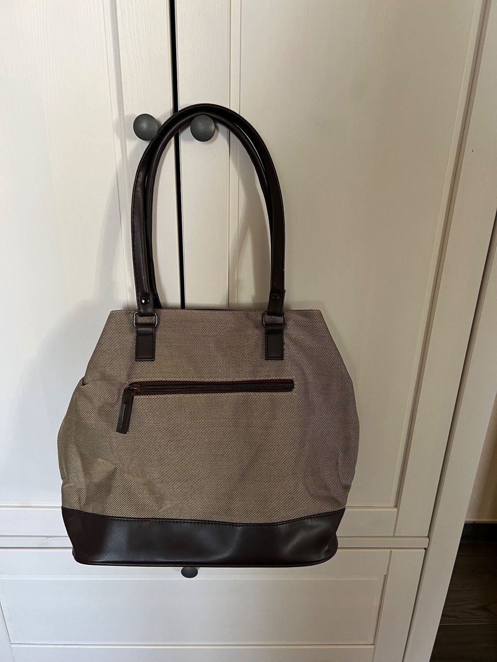 Borse da donna: Freizeit Tasche Handtasche mit braunen Details NEU – Nuovo (secondo la descrizione) da Rothrist venduto da marpiz