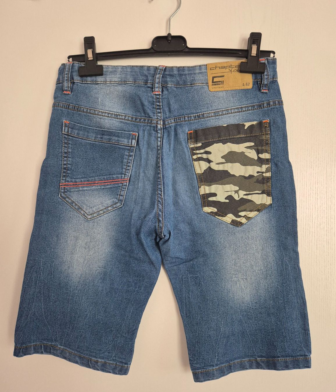 Pantaloni: Leichte Shorts im Denim-Look,  Gr. 164 – Nuovo (secondo la descrizione) da Volketswil venduto da Dokinka 1