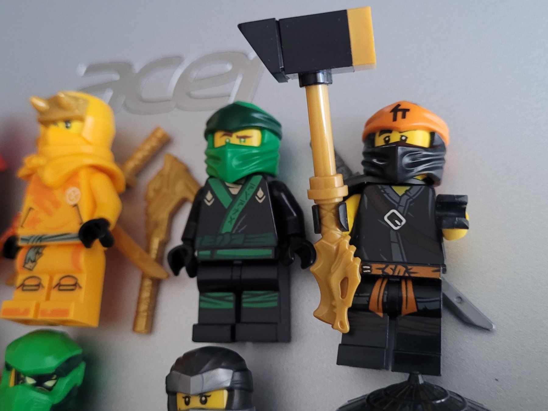 Lego Kit di costruzioni: 8 Lego Ninjago minifiguren – Usato da La Tour-de-Peilz venduto da estelle69 2