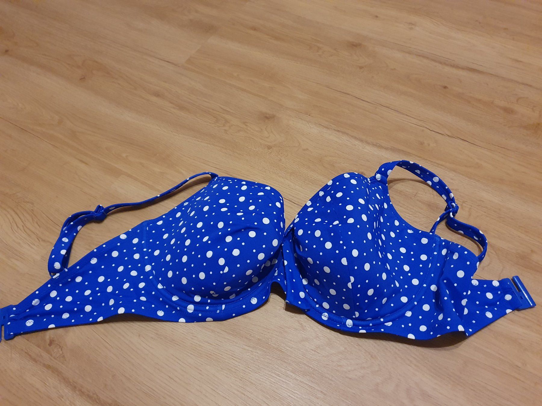 Costumi da bagno & Bikini: Pour Moi Bikini Oberteil 75 H,  NEU – Nuovo (secondo la descrizione) da Heinrichswil venduto da sabi2809 2