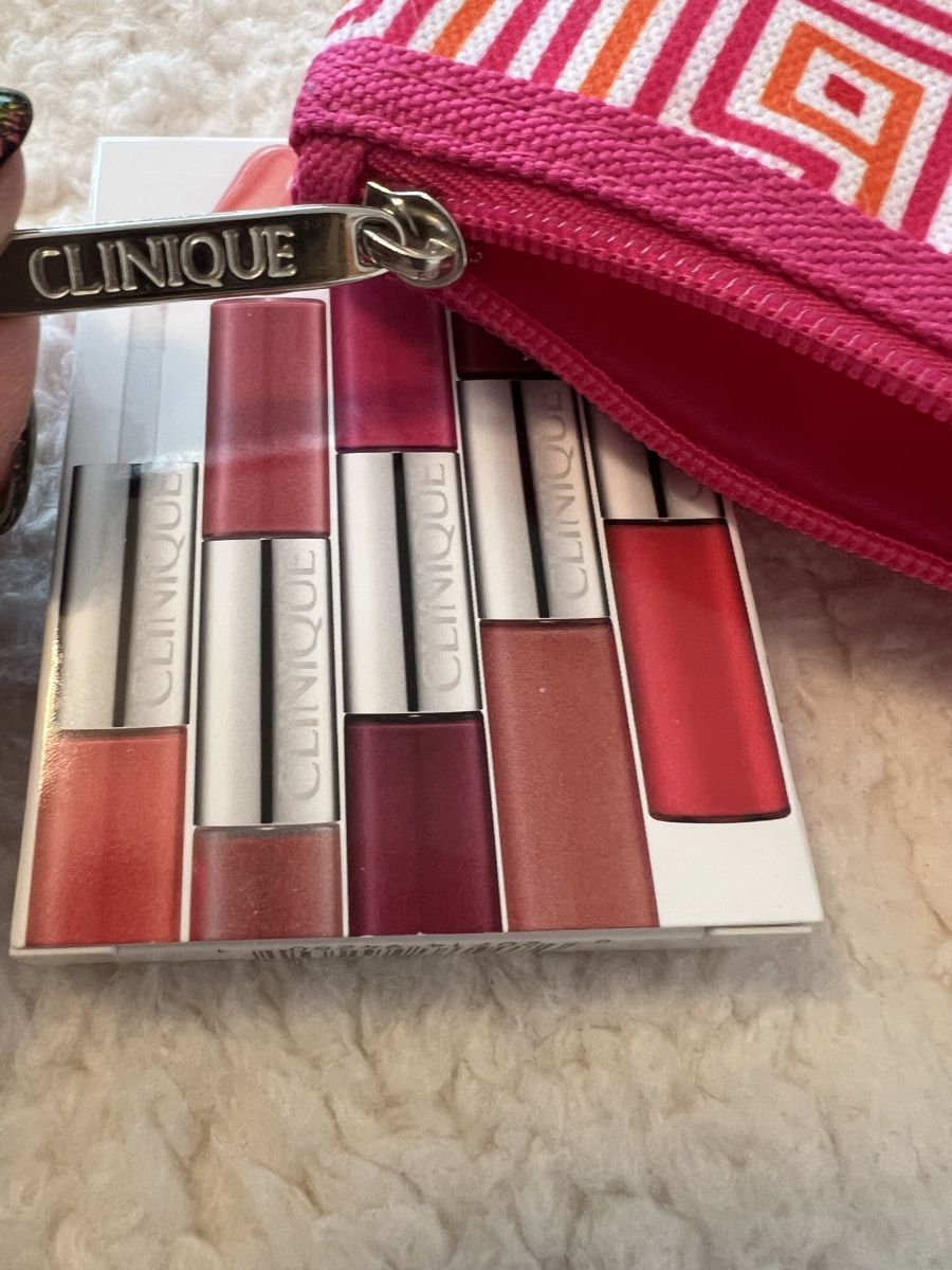 Clinique Make-up: NEU***CLINIQUE SET***SUPER GESCHENK*** – Nuovo e nell'imballaggio originale da Zürich venduto da Ceca52 2