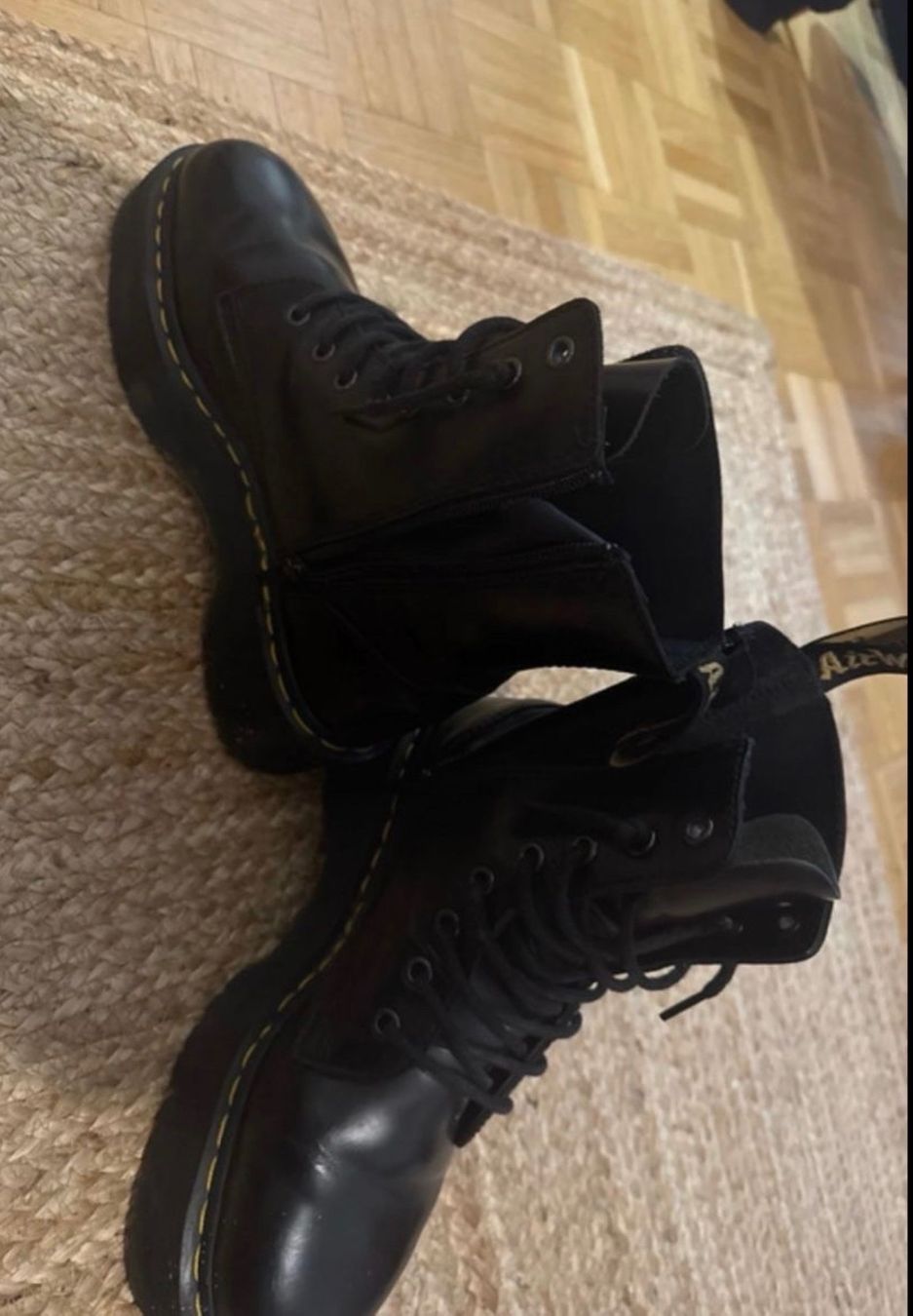 Dr. Martens Damenschuhe: Dr Martens 39 – Gebraucht aus Gattikon von lar_5ddc 1
