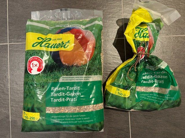 Altro: Langzeitdünger / Rasendünger Hauert – Usato da Pfäffikon zh venduto da sambalina