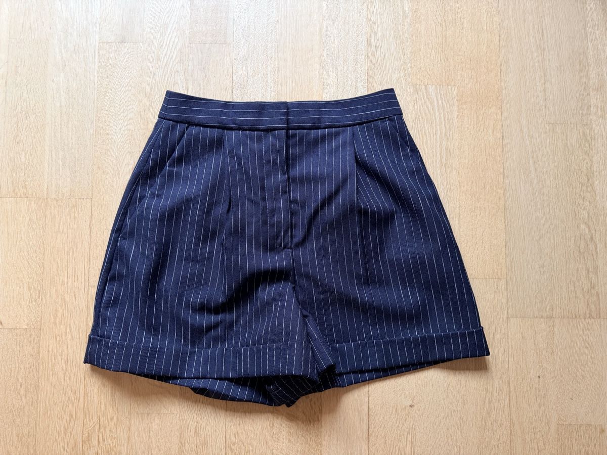 Sezane Pantaloni: Sézane , Dogan Shorts, Gr.36 – Nuovo (secondo la descrizione) da BASEL venduto da LILALOU28 2