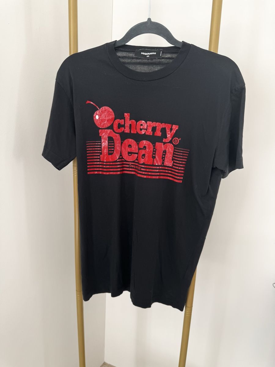 Dsquared2 T-shirt: Dsquared2 T-Shirt schwarz Cherry Dean  – Nuovo (secondo la descrizione) da Zürich venduto da di_archive