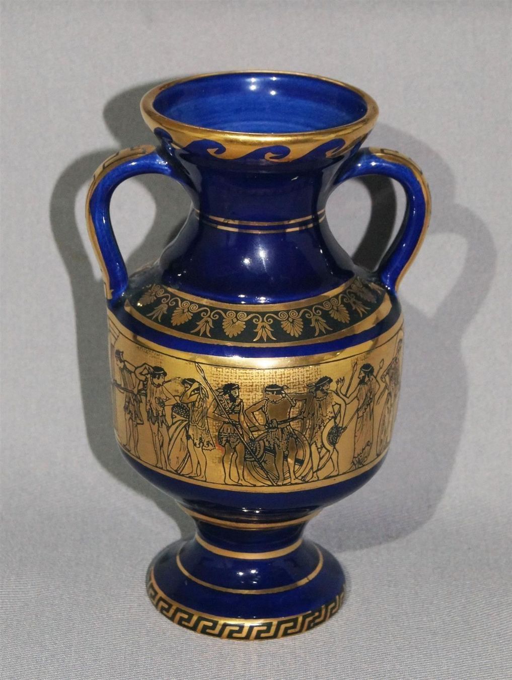 Vasi & Recipienti: Amphore Figuren aus Griechischer Antike – Nuovo e nell'imballaggio originale da Geroldswil venduto da ARTEFACTO