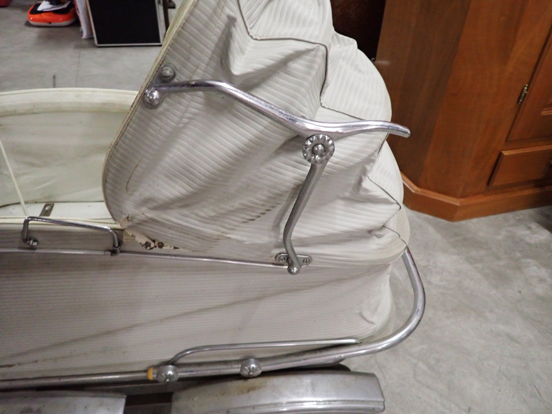 Carrozzine: Estrichfund, antiker cooler Kinderwagen – Usato da Wallisellen venduto da Mf1000 3
