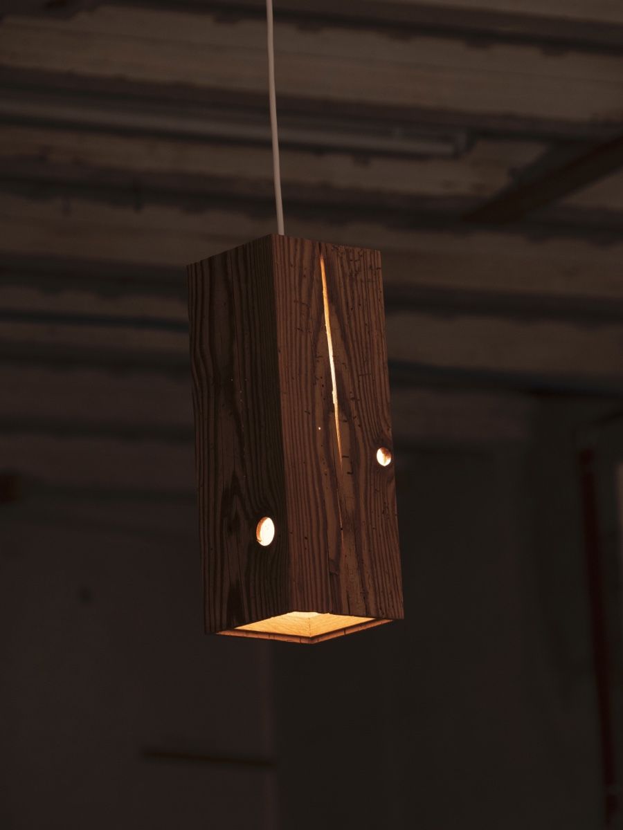 Lampade: Lampe aus Altholz – Nuovo (secondo la descrizione) da Bern venduto da KomodoWa 1