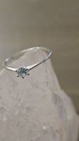 jolie bague argent et petit zircon gr 58
