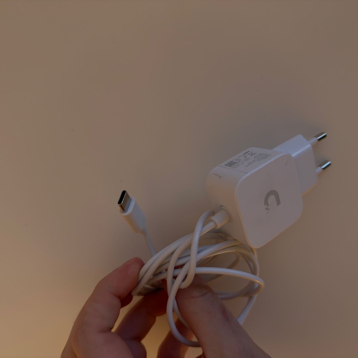 Caricabatterie: Unifi chargeur USB C 5W – Nuovo (secondo la descrizione) da Vevey venduto da diogodasilva_ 1