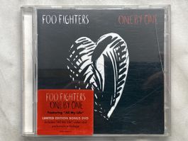 Foo Fighters One By One CD DVD