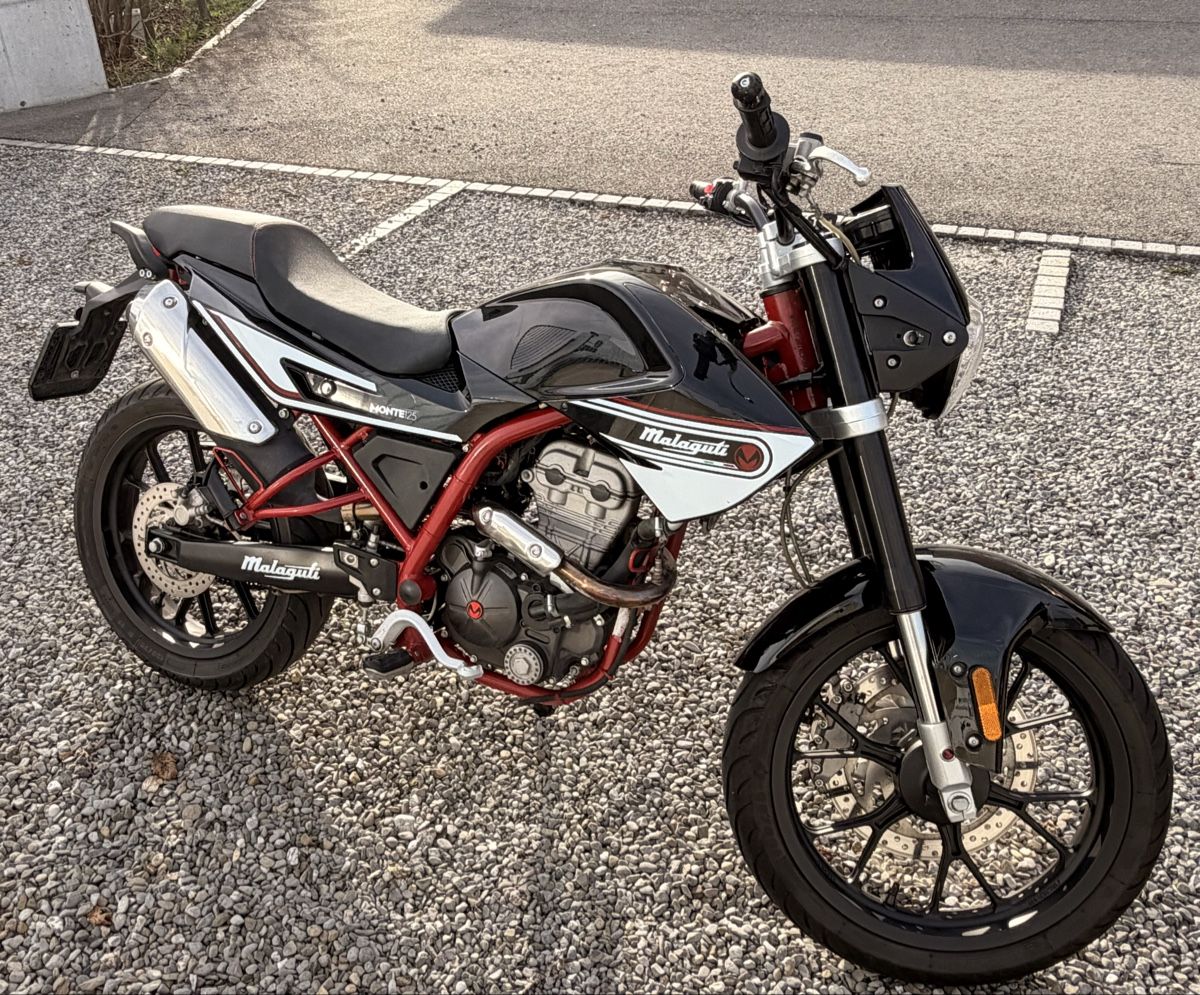 Malaguti Strada: Malaguti Monte Pro 125, Top Zustand – Usato da Alpnachstad venduto da Bigdeals0 3