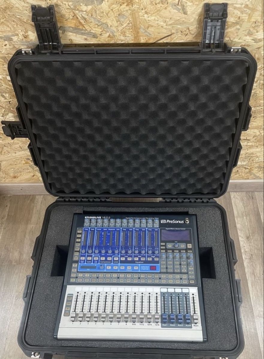 PreSonus Console di mixaggio: PreSonus StudioLive 16.0.2 Mixer firewire – Usato da granges paccot venduto da RMBS 2