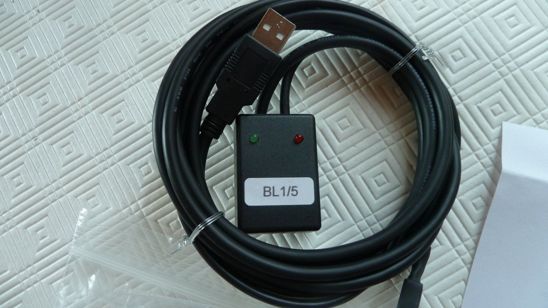 Tutte le macchine: Für Strickmaschine Brother Link 5 USB – Nuovo e nell'imballaggio originale da Siebnen venduto da Ra-la-ra-ol 1