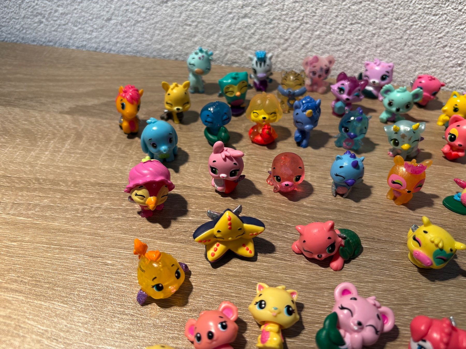 Hatchimals Giocattoli: Figurines  Hatchimals lot 1 – Usato da Martigny venduto da jcj_j2fb 1