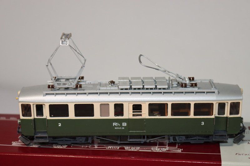 Bemo Modelleisenbahnen: Bemo RhB Triebwagen ( 369 ) – Gebraucht aus Kerzers von  1