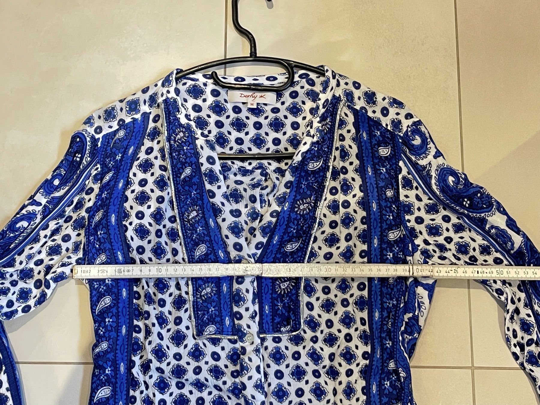 Derhy Camicette: Blouse Derhy stylée - taille M – Usato da Colombier NE venduto da Nikkon 3