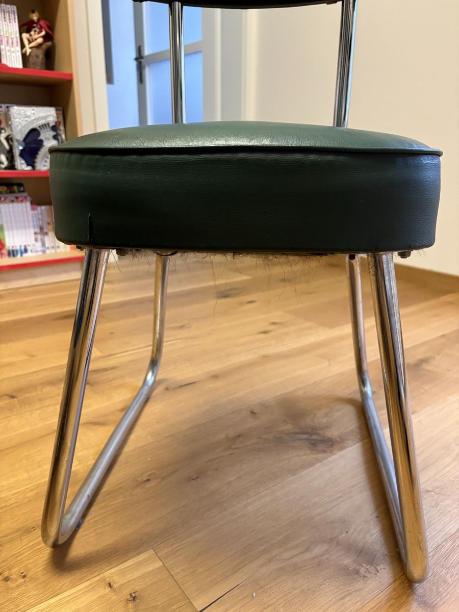 Tische: Vintage bauhaus Kaffeetisch + 2 Stühle – Gebraucht aus Rheinfelden von ger_8zjb 1