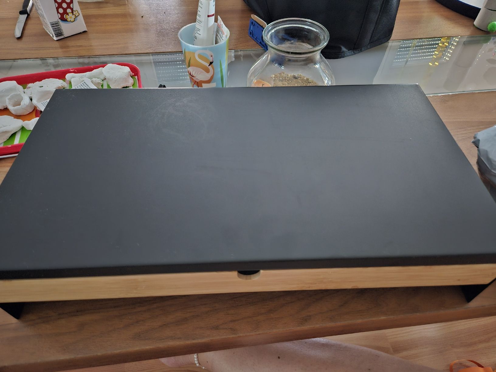 Ikea Cuisines complètes: ELLOVEN Monitorerhöhung mit Schublade anthrazit - Kaffee – D'occasion à Seon par Julia87 2