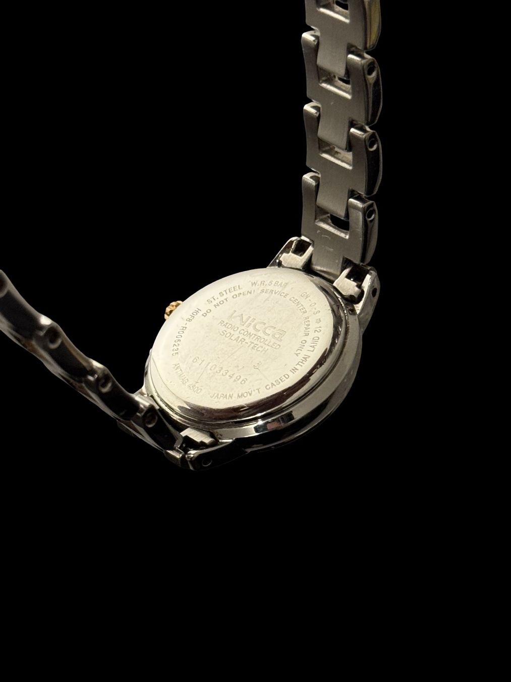 Citizen Orologi: CITIZEN WICCA HOF8-R005235 – Usato da Uznach venduto da geneevintage 8
