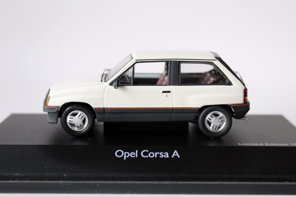 Gama Mini Opel Corsa B 3 Portes 1/43 - Collection