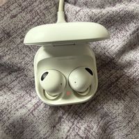 Auricolari Samsung Buds 2 Pro in ottime condizioni, usati po
