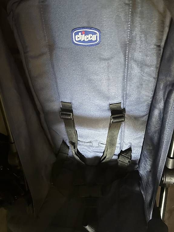 Chicco Carrozzine: Chicco Buggy Navy blau mit Regenplane Neu – Usato da Leuzigen venduto da Fjleu 2