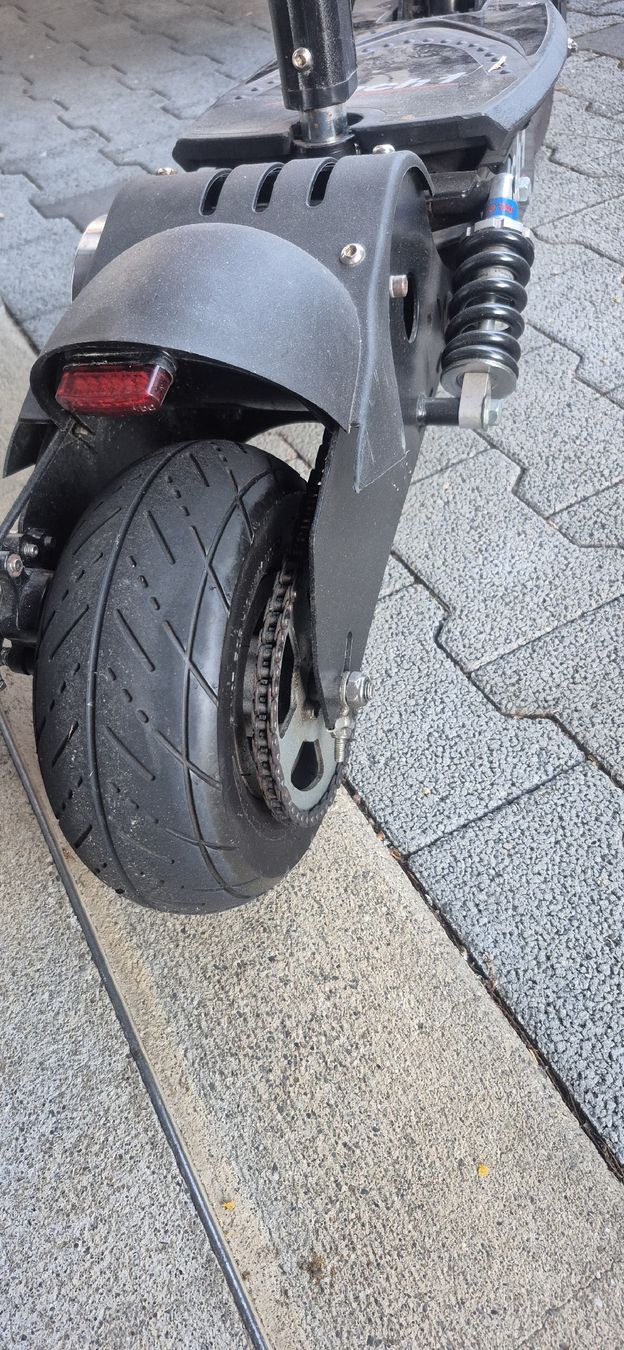 Scooters: E-Scooter > Roller 500W – D'occasion à Herznach par Malt0815 2