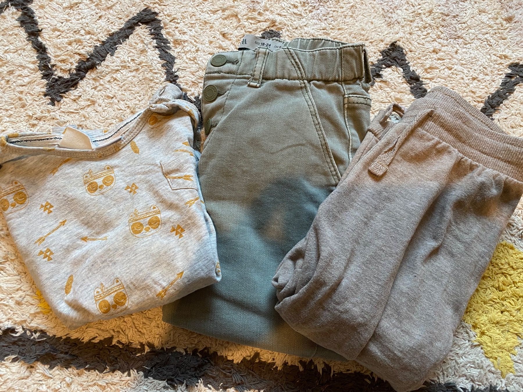 Lotti & Set di vestiti: Kleiderset Gr. 92 – Usato da Widen venduto da juinl 4